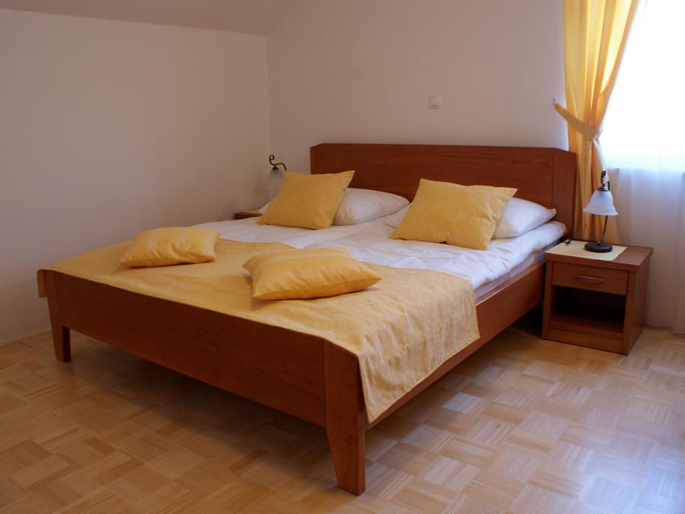 Hotel Gostilna In Prenocisce Kocjan Bizeljsko Habitación foto