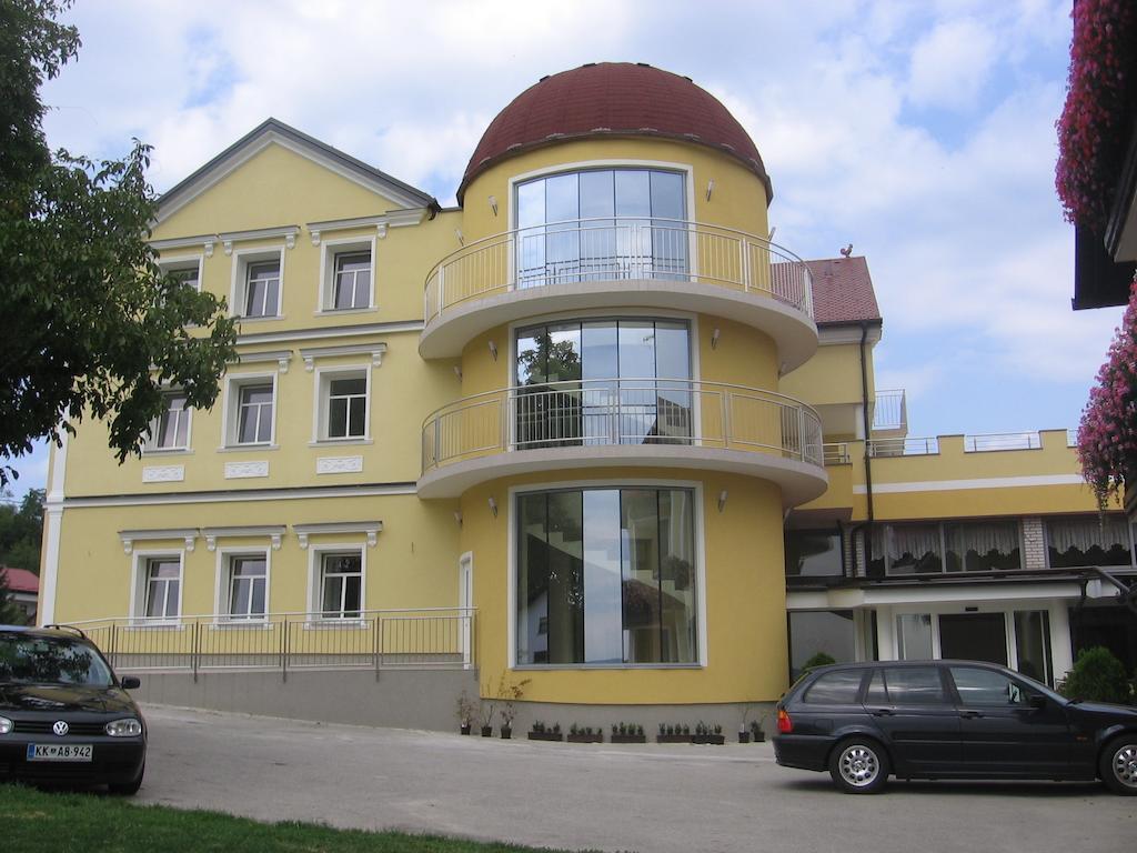Hotel Gostilna In Prenocisce Kocjan Bizeljsko Exterior foto