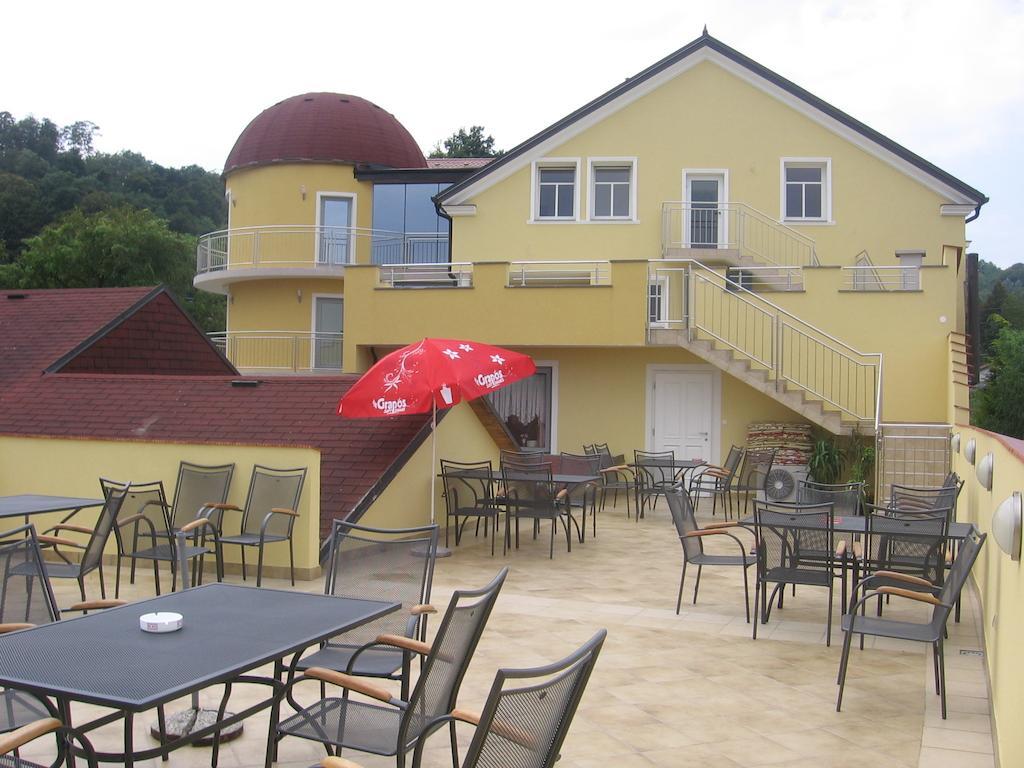 Hotel Gostilna In Prenocisce Kocjan Bizeljsko Exterior foto